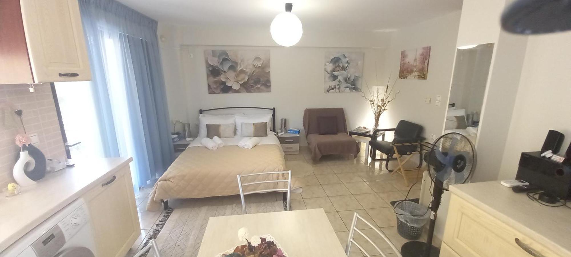 Lavrio Center - Thanasis' Studio Buitenkant foto